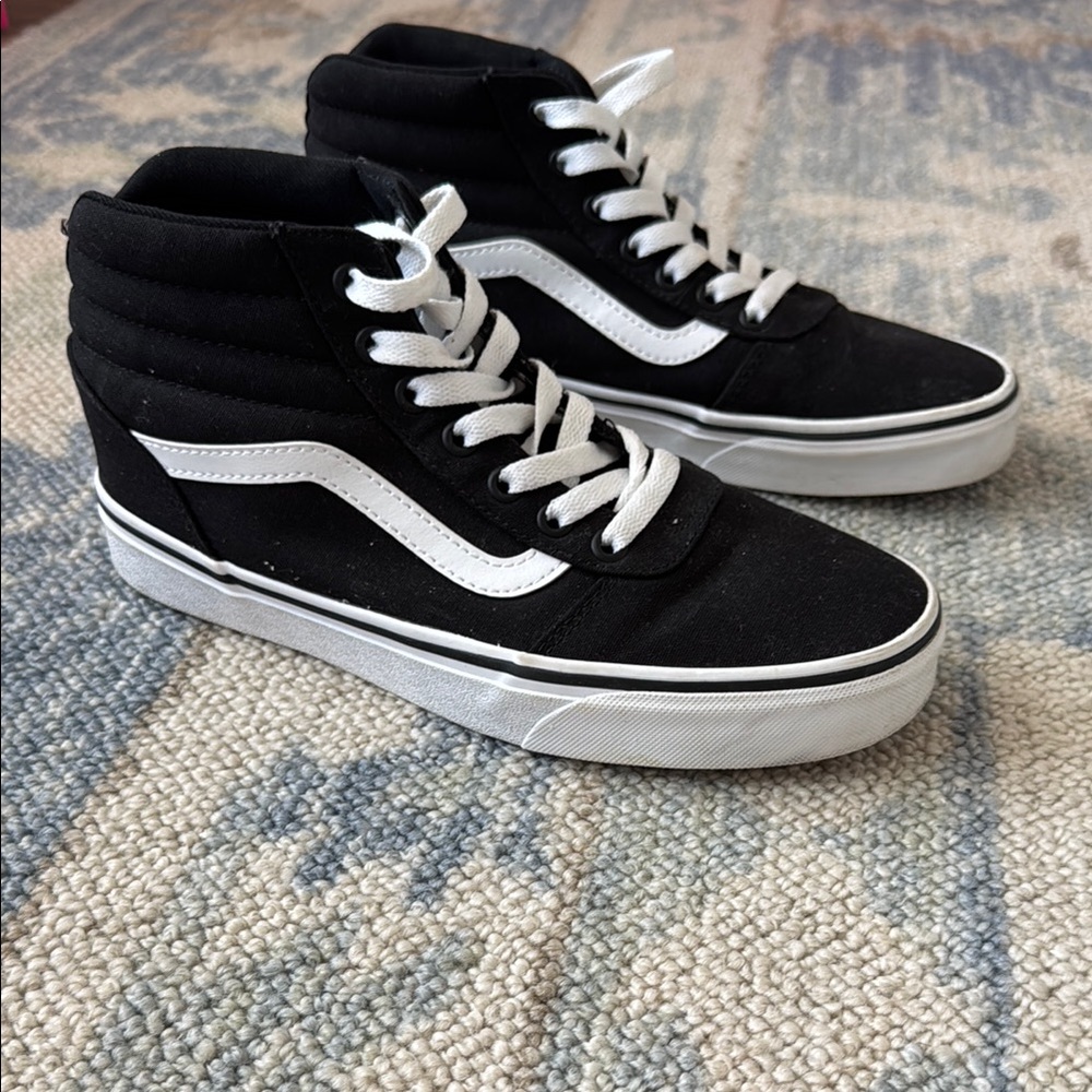 Vans Classic Black and White High-Tops